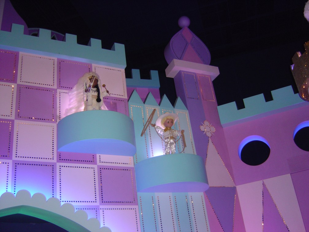 It's a very small, 6-inch-high world.